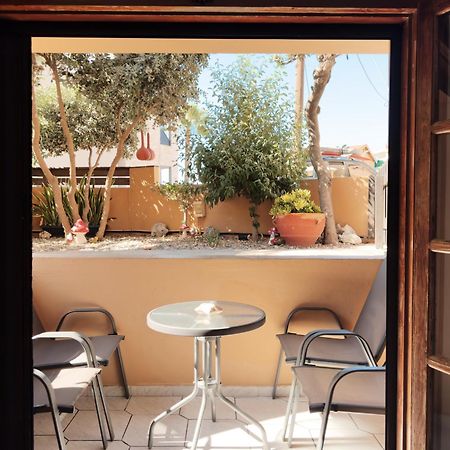 פלטניאס Villa Eleni Seaside Apartments מראה חיצוני תמונה