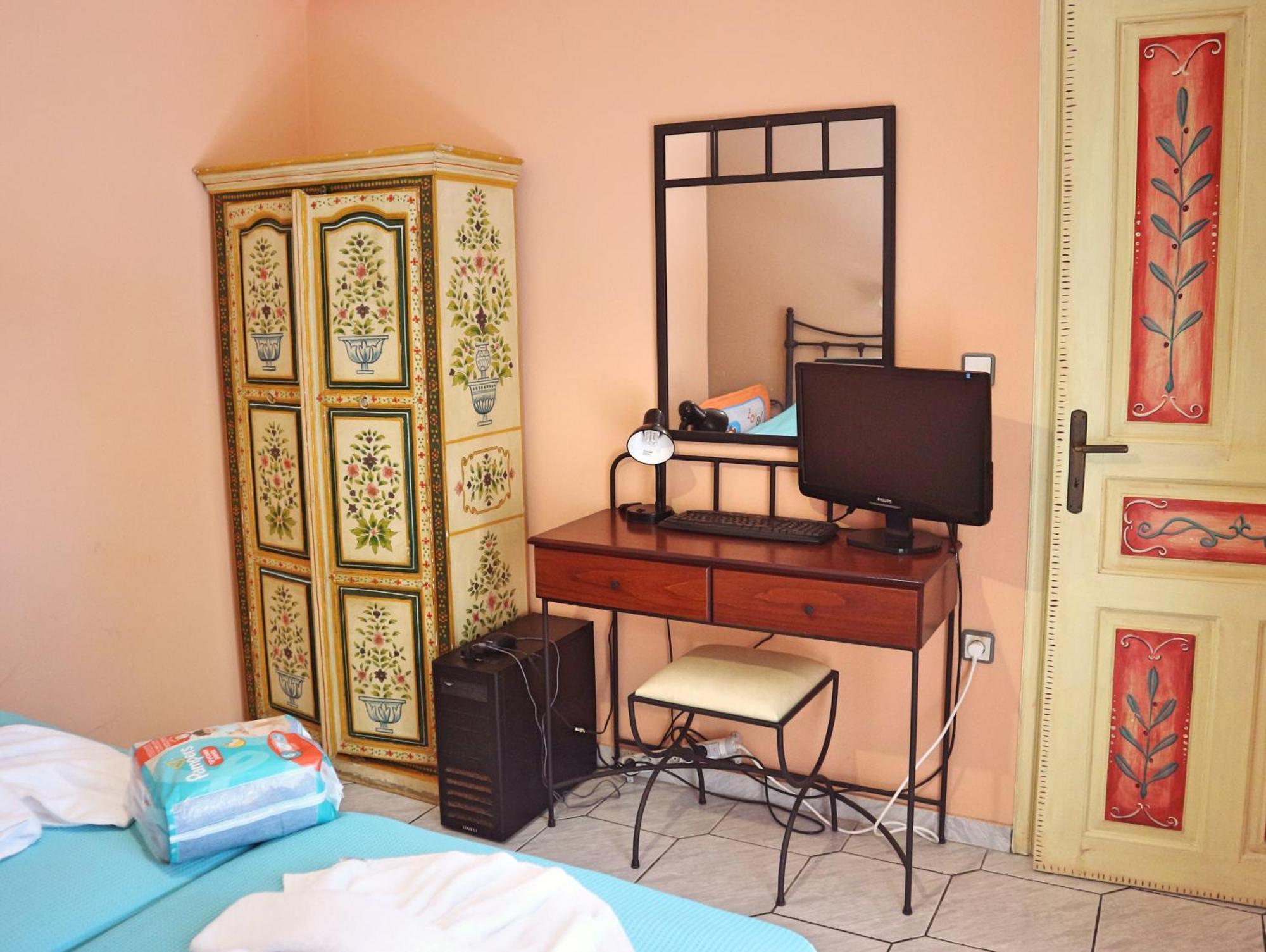 פלטניאס Villa Eleni Seaside Apartments חדר תמונה
