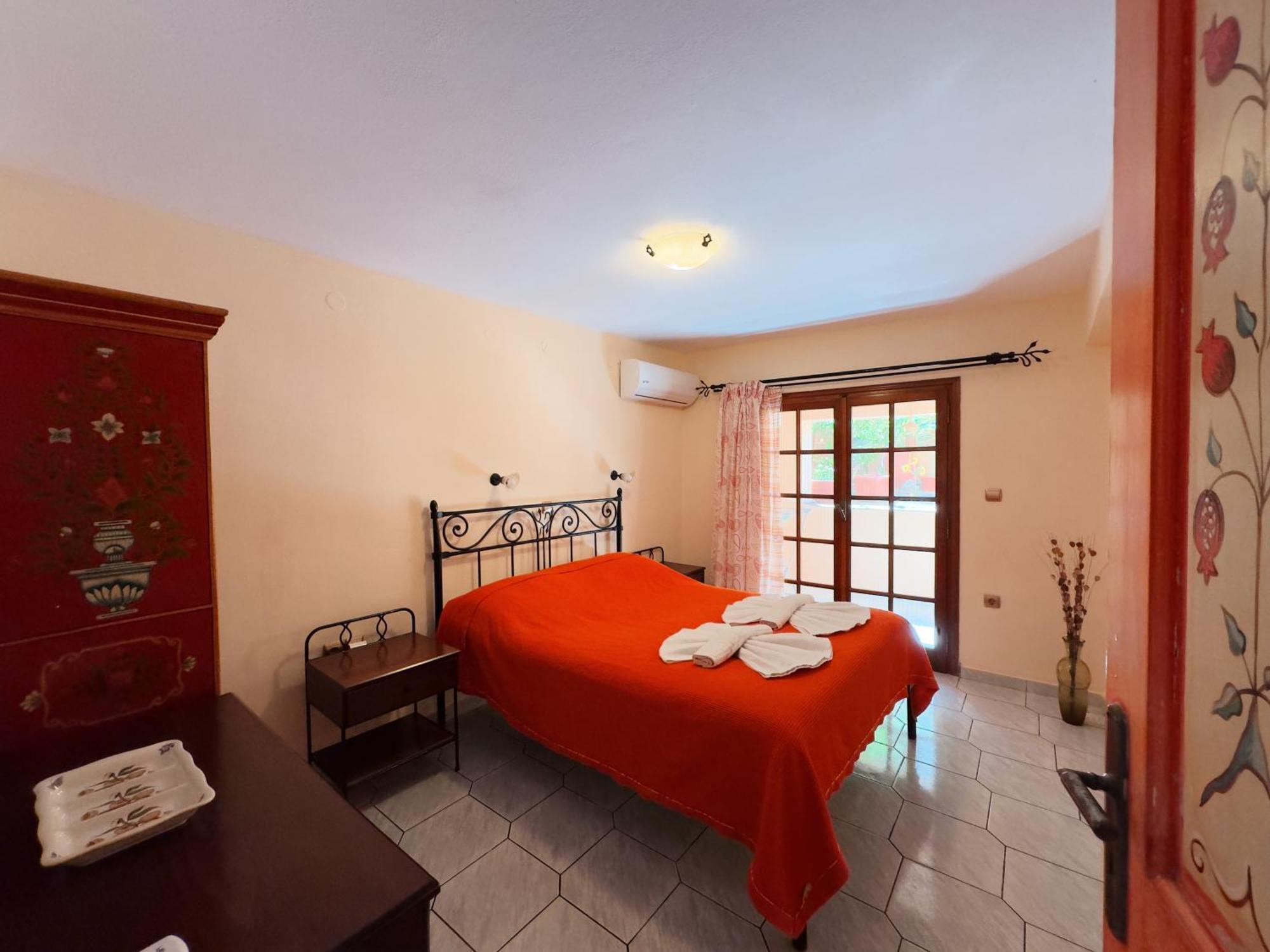פלטניאס Villa Eleni Seaside Apartments מראה חיצוני תמונה