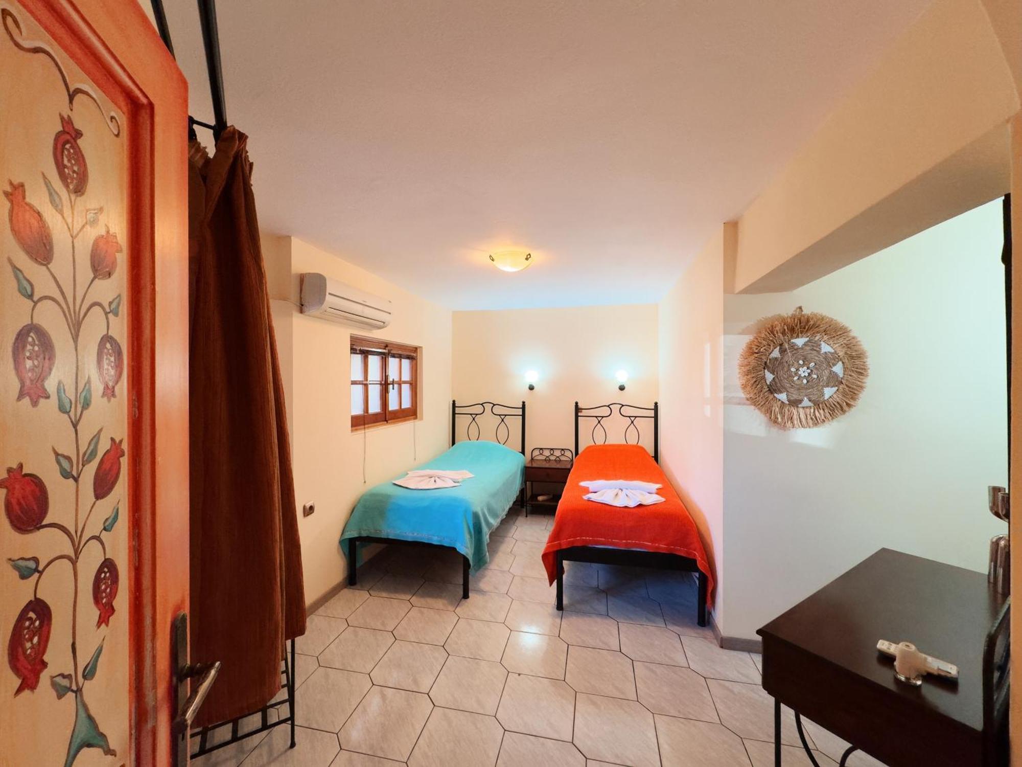 פלטניאס Villa Eleni Seaside Apartments מראה חיצוני תמונה