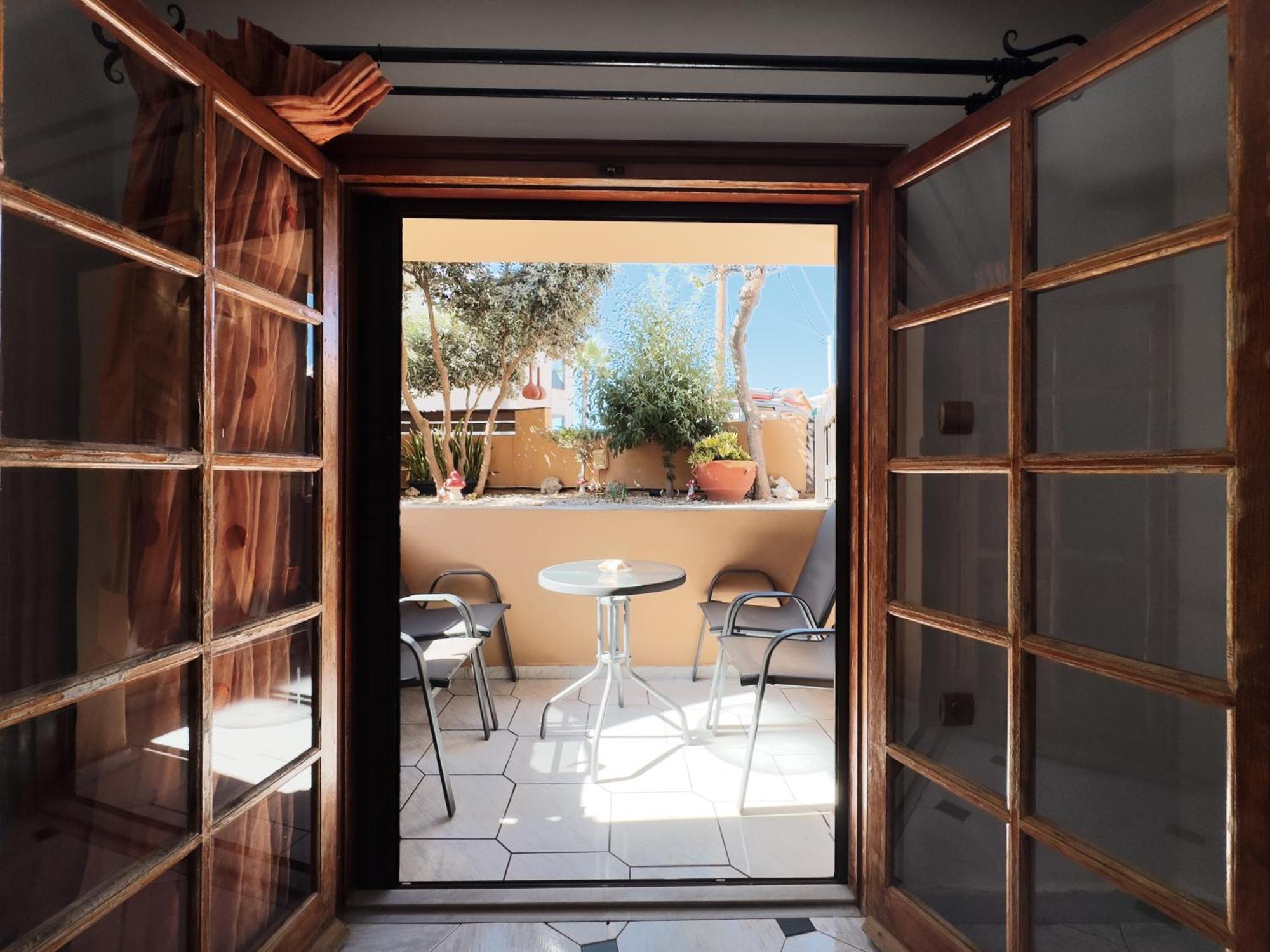 פלטניאס Villa Eleni Seaside Apartments מראה חיצוני תמונה