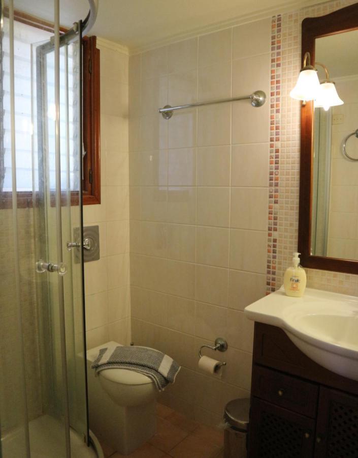 פלטניאס Villa Eleni Seaside Apartments מראה חיצוני תמונה